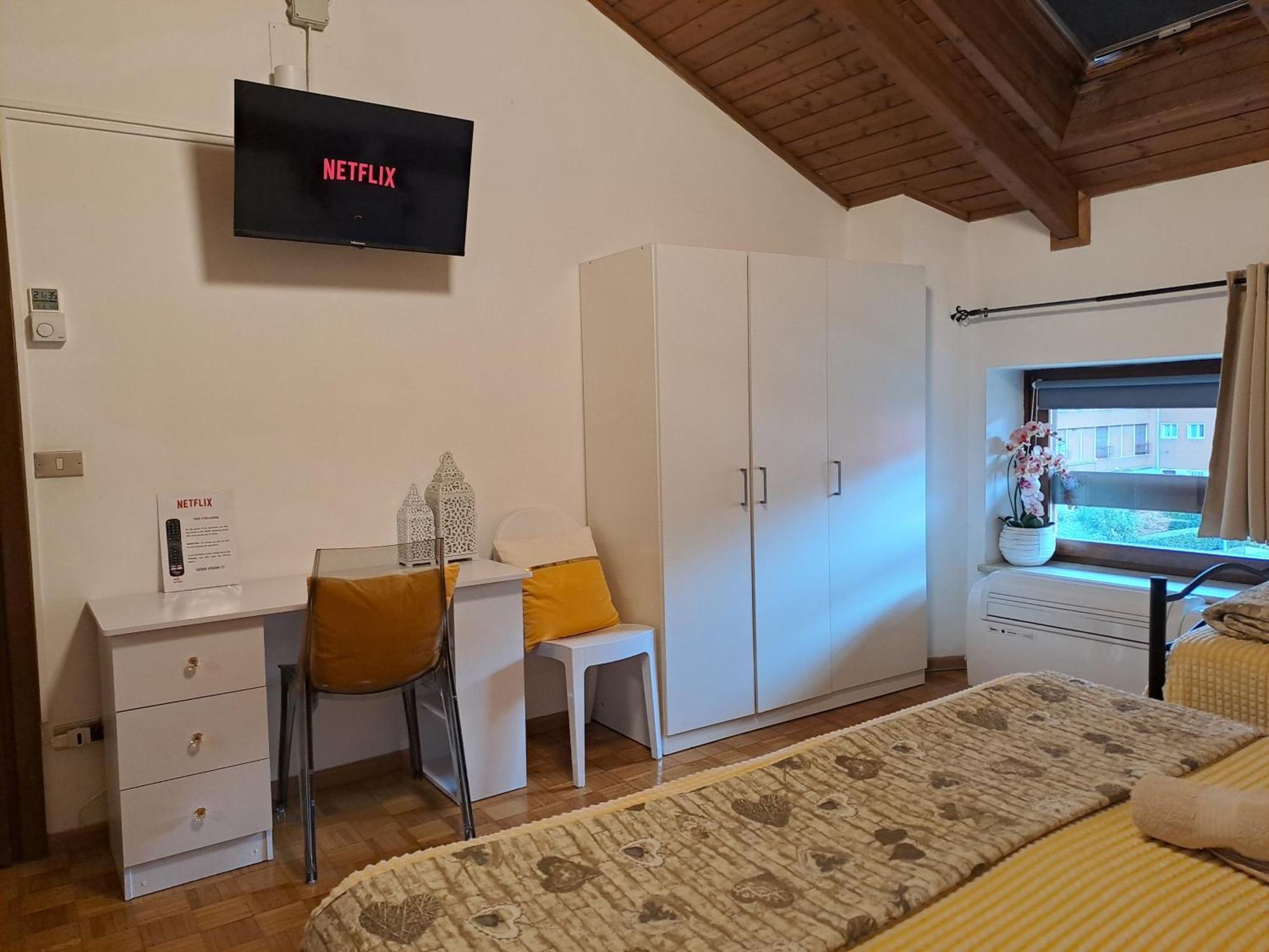 Appartamento Grande Al Ponte. Situato Vicino All'Ospedale, Al Parco E Al Centro Citta Тренто Экстерьер фото